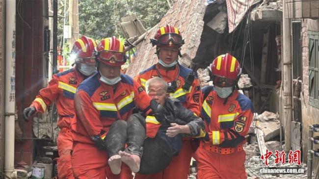 直击柳州5.2级地震现场