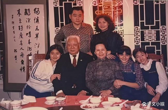 小S说爷爷奶奶最疼大S 姐妹深情回忆往事