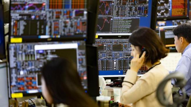 韩国股民怕泡沫破裂 股市大起大落引发担忧
