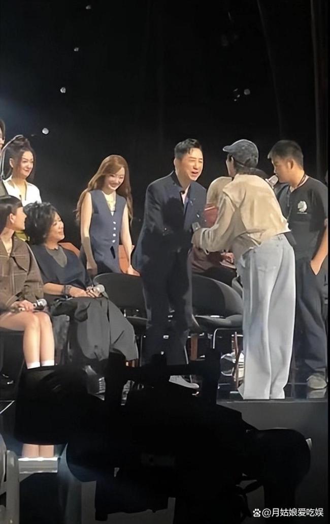 窦靖童小时候叫那英“老那” 称呼背后的故事