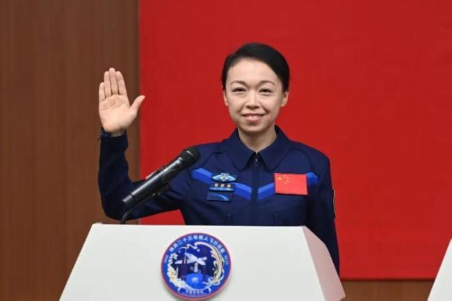 “天宫”将迎“紫荆花”