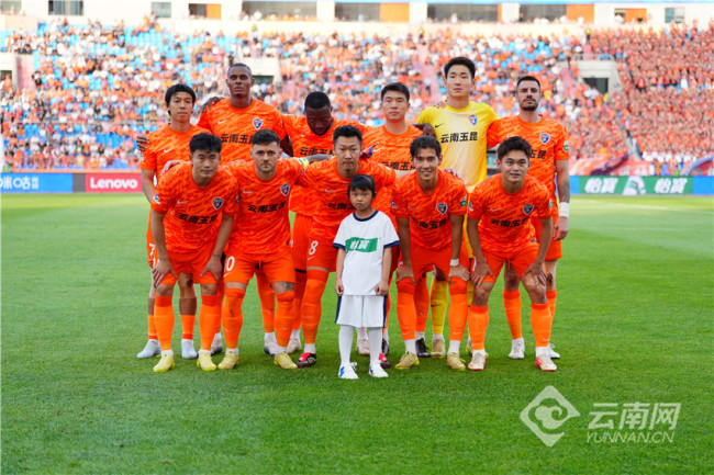 青岛西海岸3-2逆转云南玉昆