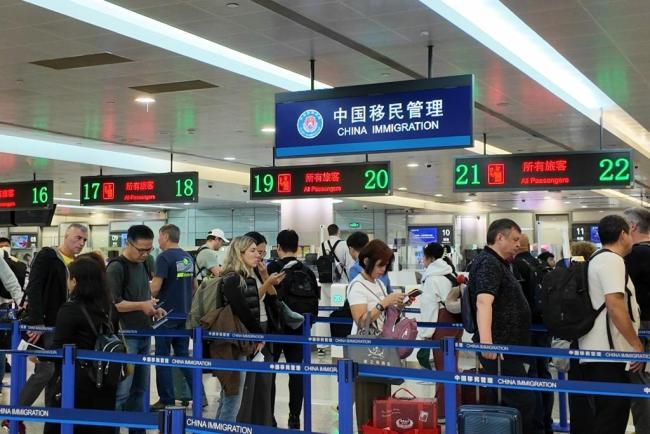 中俄免签引客来 跨境往来更便捷