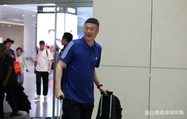 中国女排新球衣亮相