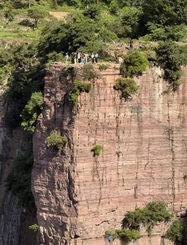 男子南太行坠崖路段为未开发野线