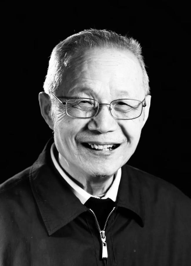 新中國(guó)飛機(jī)設(shè)計(jì)大師顧誦芬逝世 一生的事業(yè)