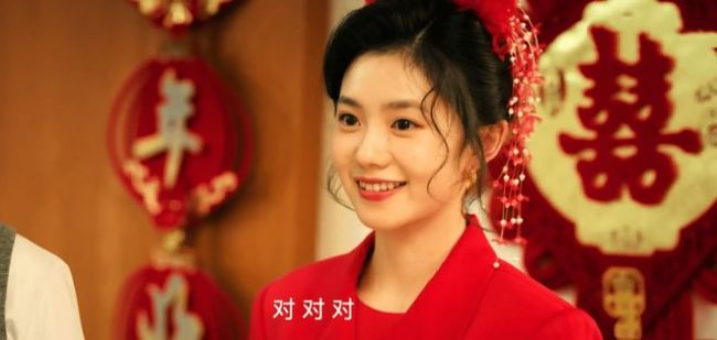 劉紅兵強迫秦娥穿著戲服時和他親熱 戲服下的痛苦與決裂