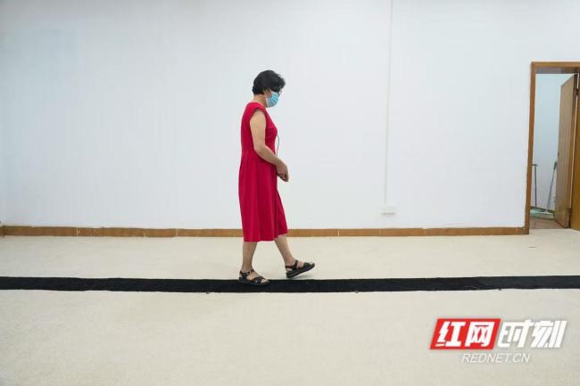 盲人患者使用侵入式腦機接口復明 視覺功能初步重建