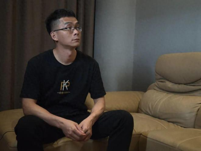唐尚珺高考16次累计获30万补助 复读之路坎坷多