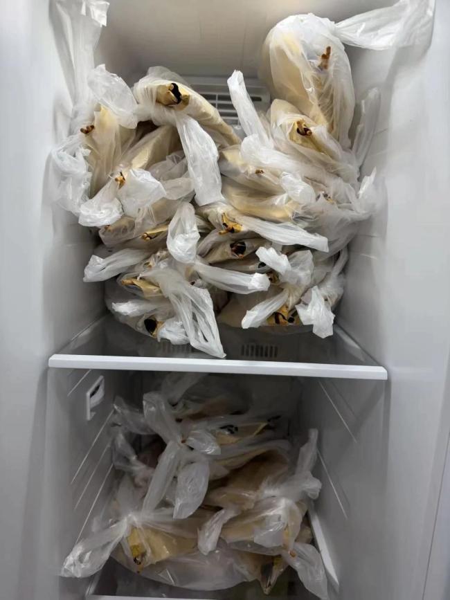 鹅腿阿姨老粉称愿意提供没吃的产品检测