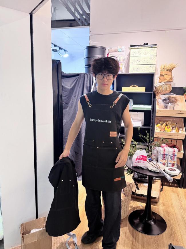 大二学生在三里屯开果礼店日入过万 创业之路不平凡
