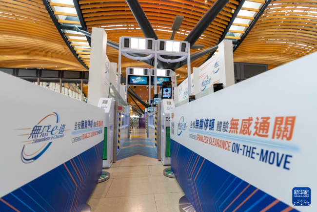 港珠澳大橋香港口岸本月25日將啟用“無感通關(guān)”