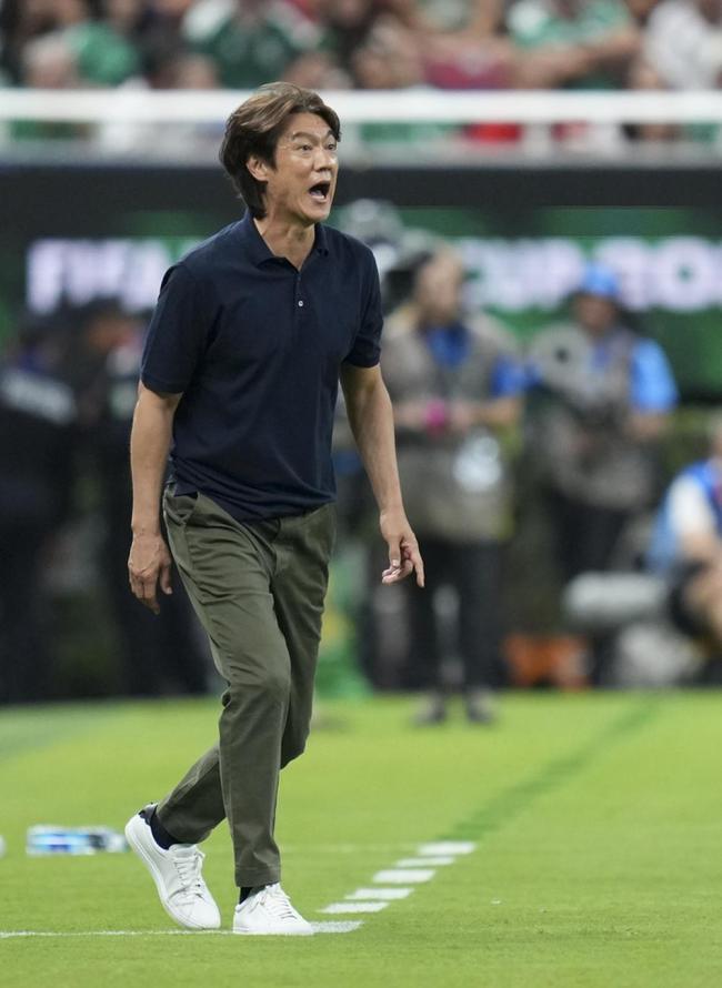 韩国主帅揭秘逆转捷克取胜原因 高原备战显成效