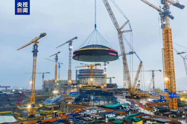 福建宁德核电5号机组穹顶完成吊装