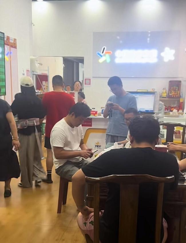 世界杯带火彩票店贸易