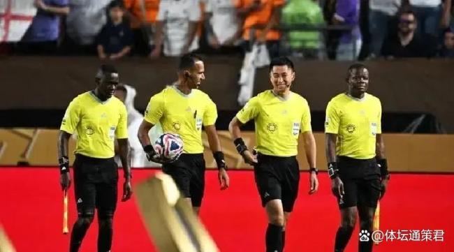 一声哨响 马宁登场 中国裁判24年后再主哨世界杯
