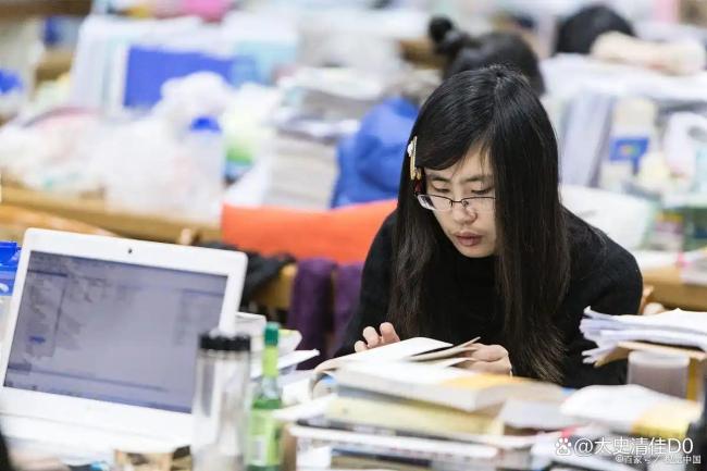 全班30多人是班干部 考出5个隐藏款