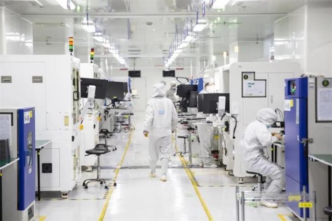 全球资金为何从黄金转向AI 确定性溢价的重新定义