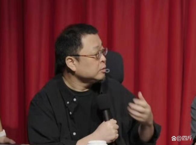 罗永浩发声力挺韩红 一码归一码