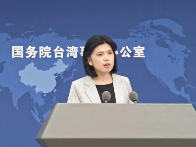 国台办回应张雪纠正台湾车主 我们是一家人