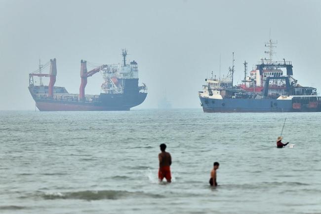 阿曼被曝推出霍尔木兹海峡收费政策，仿效马六甲海峡自愿模式 地区安全与航行服务升级