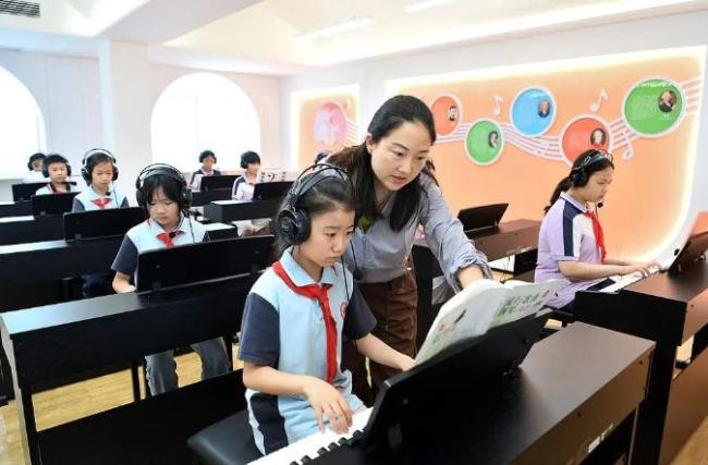 教师职称待遇培养 未来5年有变化 构建高质量发展体系