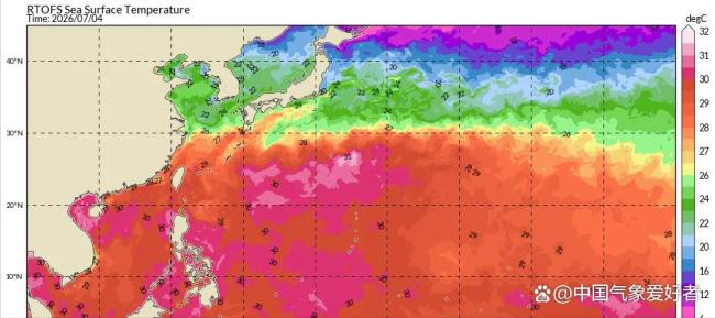 中气爱:超强台风巴威很可能登陆 体型巨大持续增强