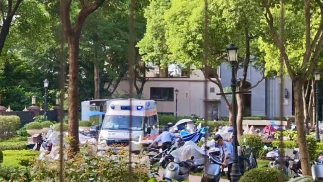 小区2600辆电动车迁往地面 业主心烦