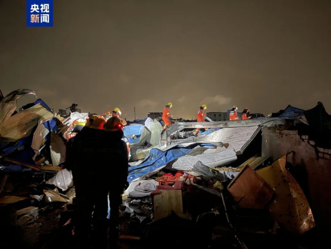 强对流天气致湖北11人死亡 多地受灾严重救援进行中