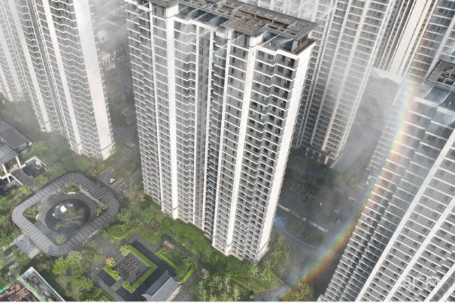 记者实探山西运城“屋顶雨”系统 高温下的清凉智慧