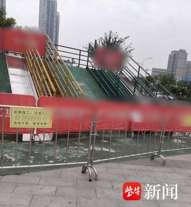商场回应女童被滑梯夹断小拇指 安全隐患引争议