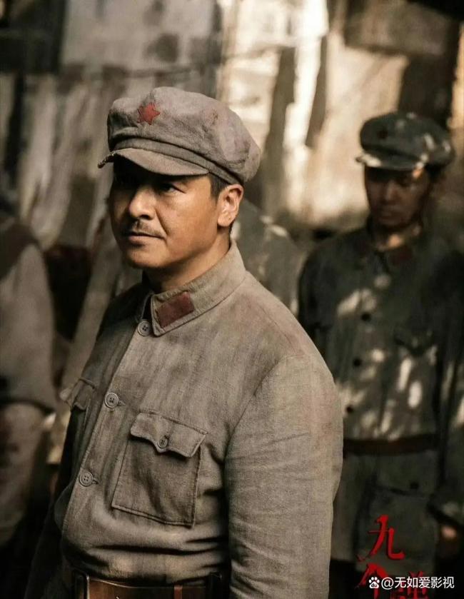 革命历史剧《九个弹孔》今晚首播