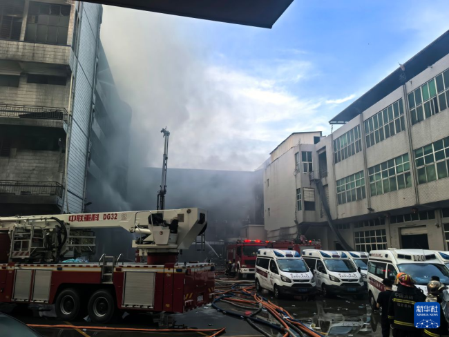 福建晋江鞋厂火灾 28人遇难引发关注