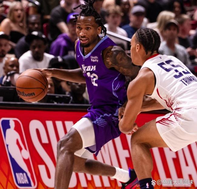 NBA夏季联赛：爵士vs奇才 状元迪班萨大战榜眼彼得森