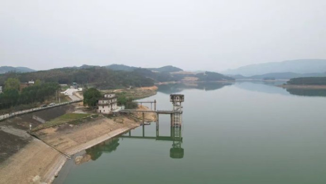 六蓝水库上游多地滑坡山洪 历史隐患终酿大祸