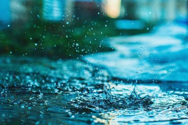 北京发布暴雨红色预警