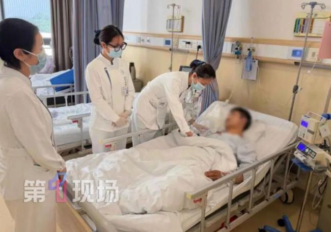 24岁小伙连续熬夜后感冒被送进ICU 小感冒竟成大危机