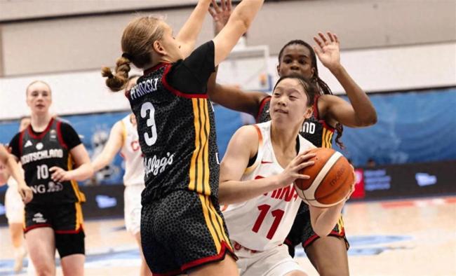 中国U17女篮79-54胜德国 全场压制对手