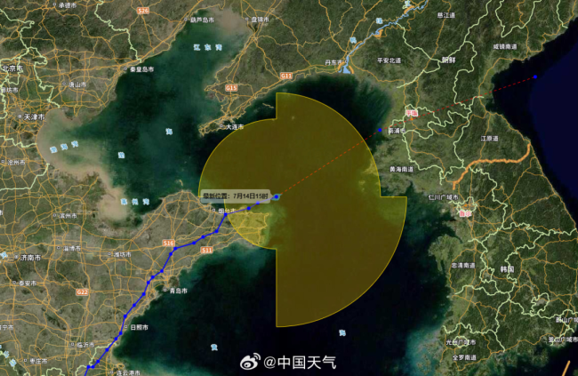 台风巴威中心重回海上
