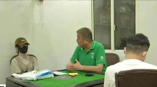 前夫婚内出轨女子气得想给娃改姓