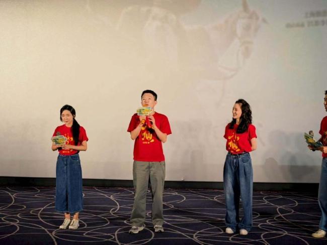 电影八仙票房破2亿 口碑与票房双丰收