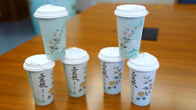 护国寺中医医院与护国寺小吃合作推出养生茶饮“三花饮”