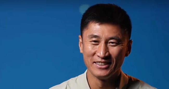 马宁:不知为何未主哨淘汰赛