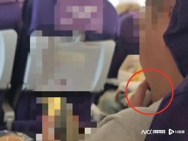男子在吉祥航空班机上吸烟 航司报警