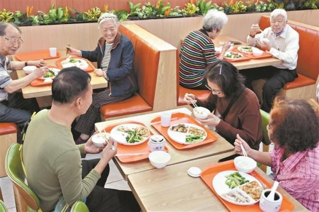 广州200多万老人关切事一件一件落地 养老服务机制优化