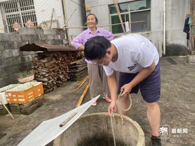 走访浙江省大学生助学计划待受助学生 爱心助力梦想起航