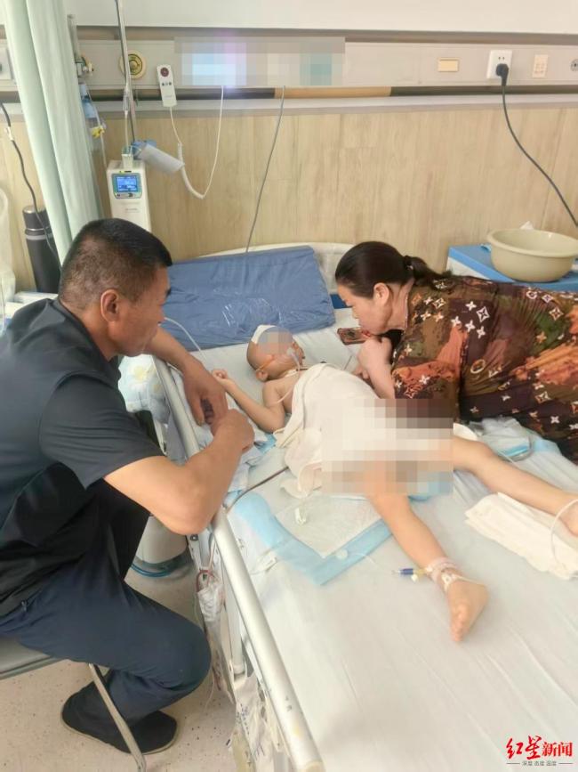 3岁男童7楼坠落奇迹生还