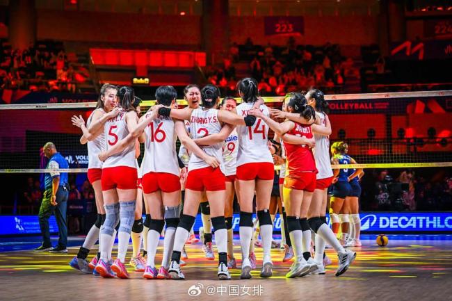中国女排晋级4强 实现以弱搏强逆袭
