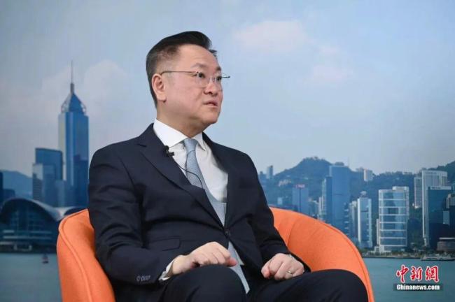 孙中山后人畅想中山先生坐高铁