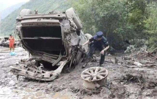 网红景区10人遇难 三次预警为何失效 预警成空谈